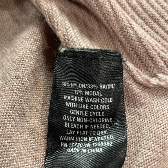 Mossimo sweater dress tunic short boat neck lavender Side vents women’s size M - Picture 8 of 8